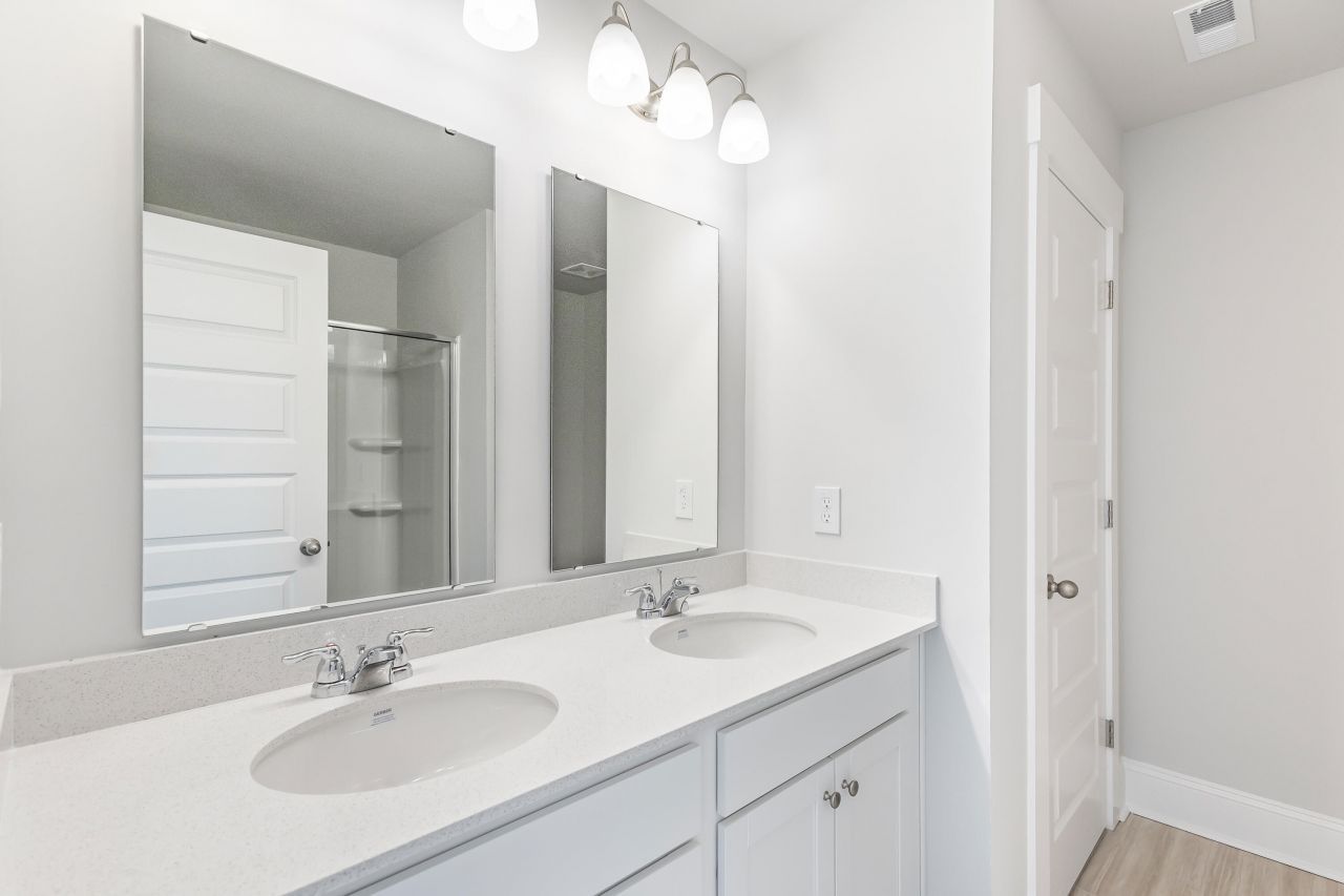 186 Castle Hill Road Photo 8