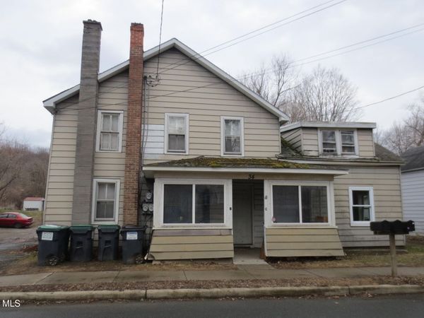 34 Lake Avenue, Unit 2, Nassau, NY 12123