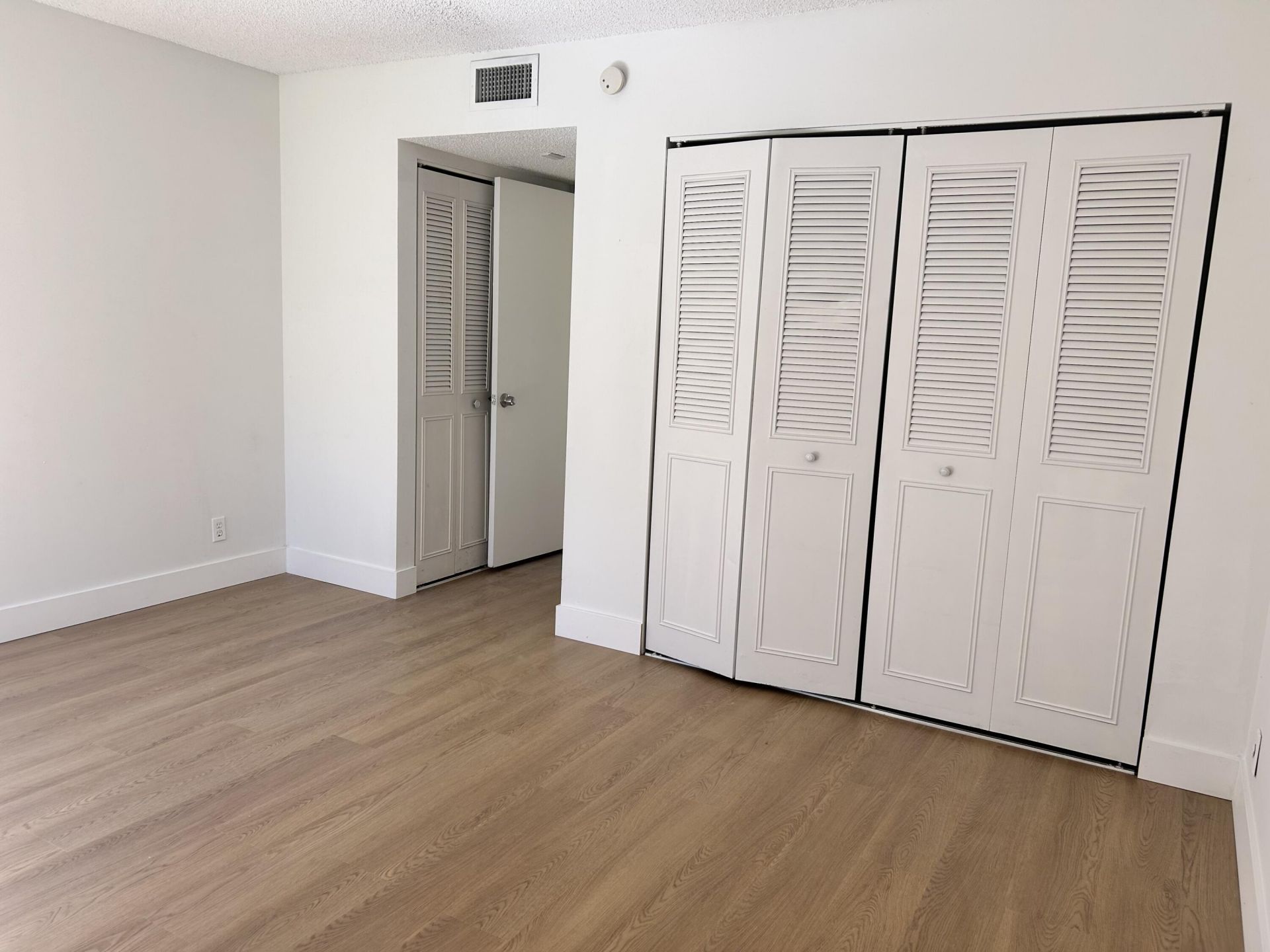 8540 N Sherman Circle, Unit 305, Miramar, FL 33025 Photo