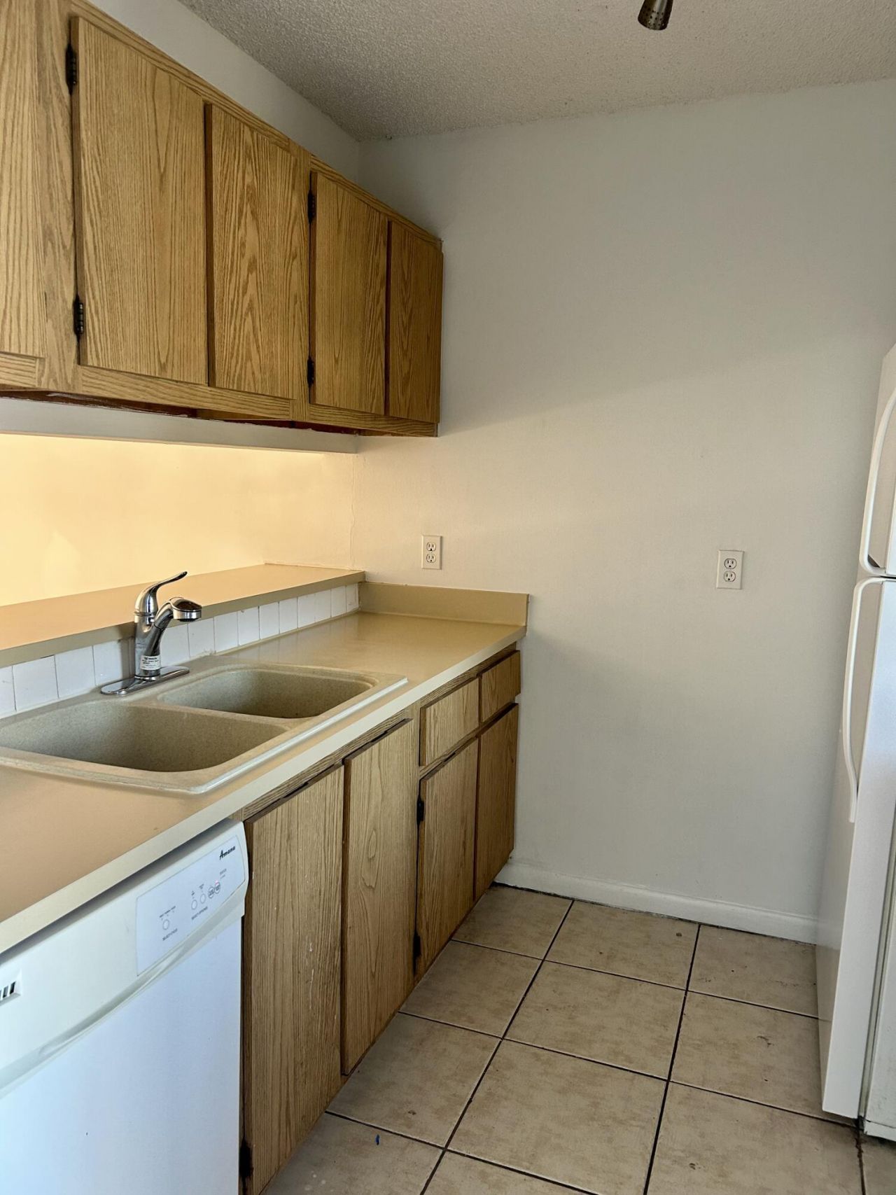 8540 N Sherman Circle, Unit 305, Miramar, FL 33025 Photo