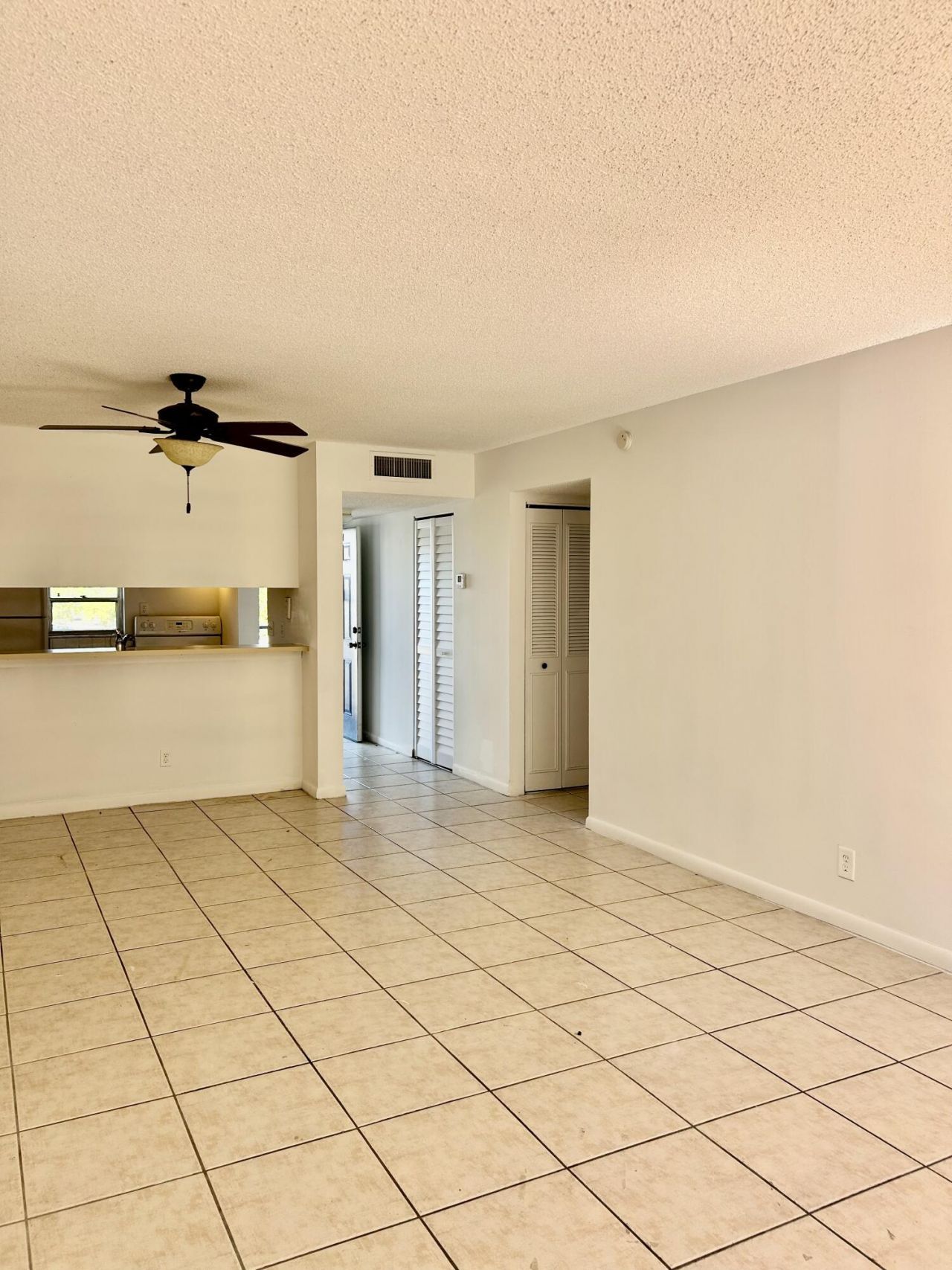 8540 N Sherman Circle, Unit 305, Miramar, FL 33025 Photo