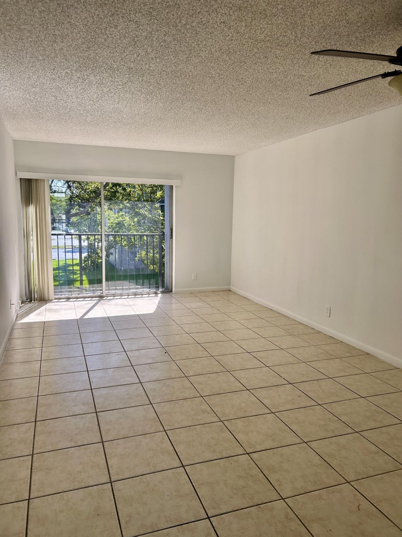 8540 N Sherman Circle, Unit 305, Miramar, FL 33025 Photo