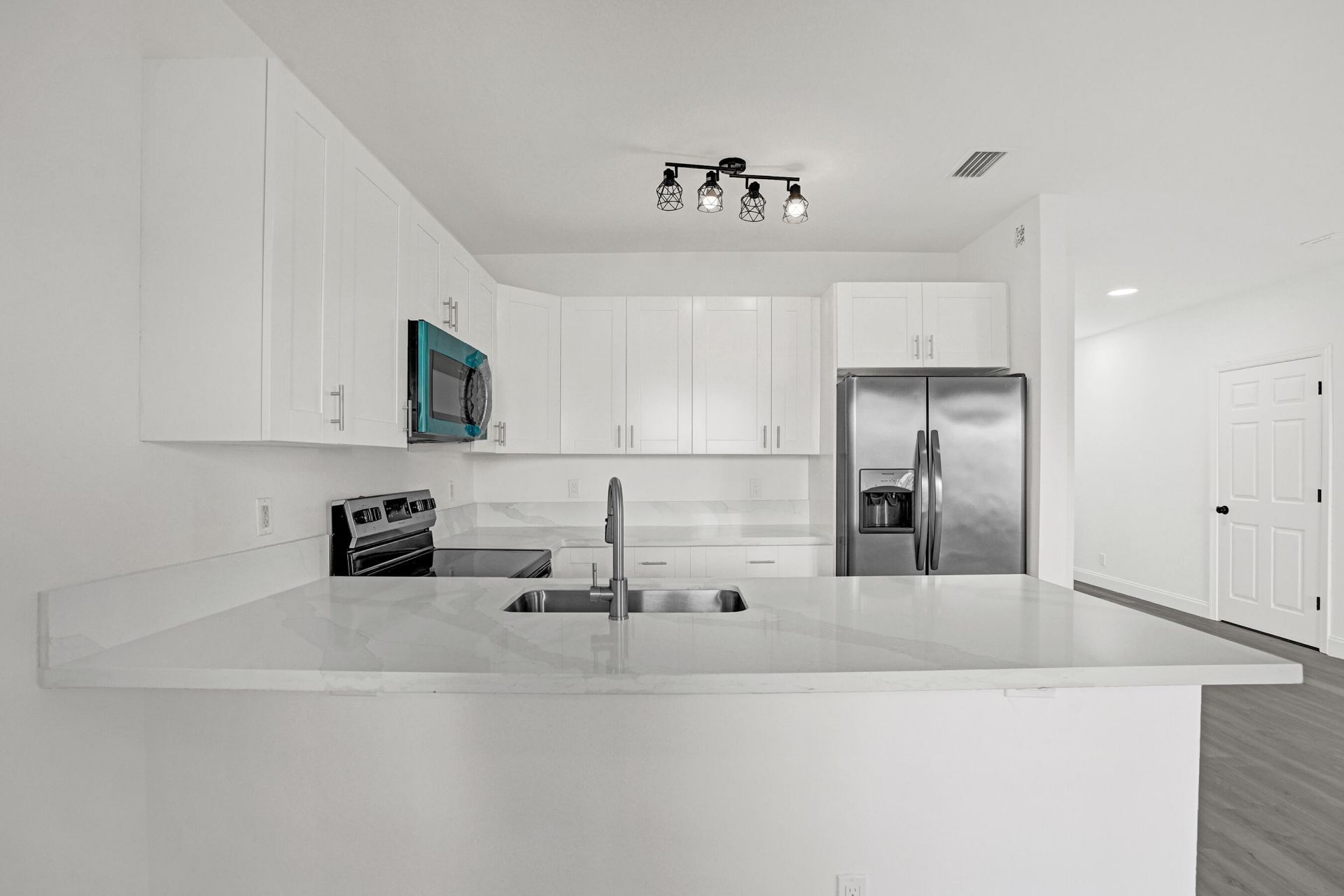 1255 NW 27th Avenue, Pompano Beach, FL 33069 Photo