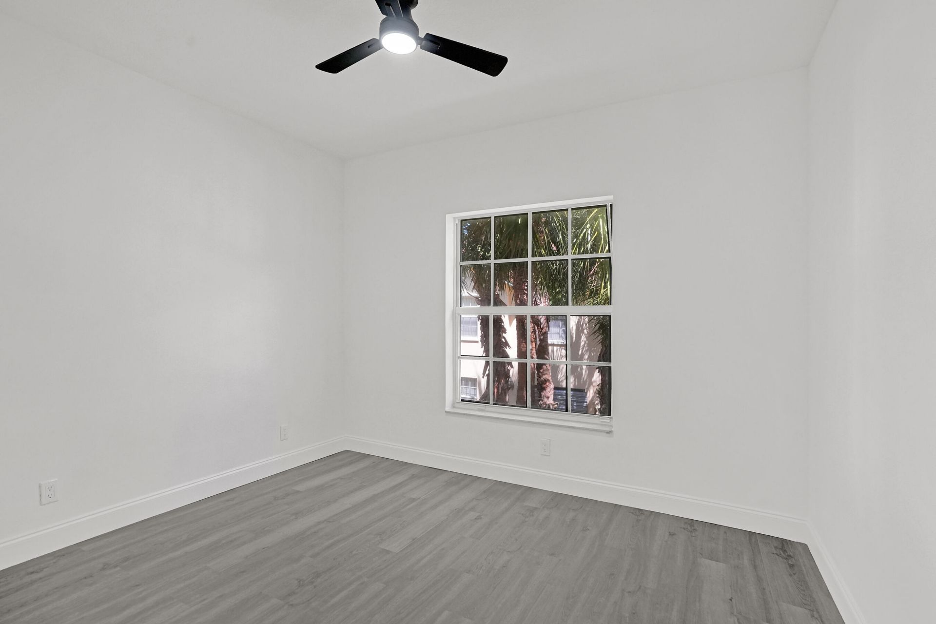 1255 NW 27th Avenue, Pompano Beach, FL 33069 Photo