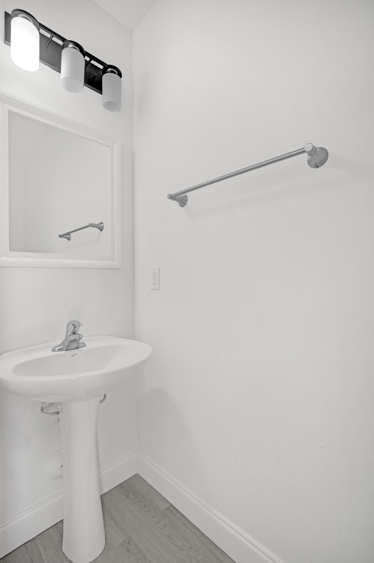 1255 NW 27th Avenue, Pompano Beach, FL 33069 Photo