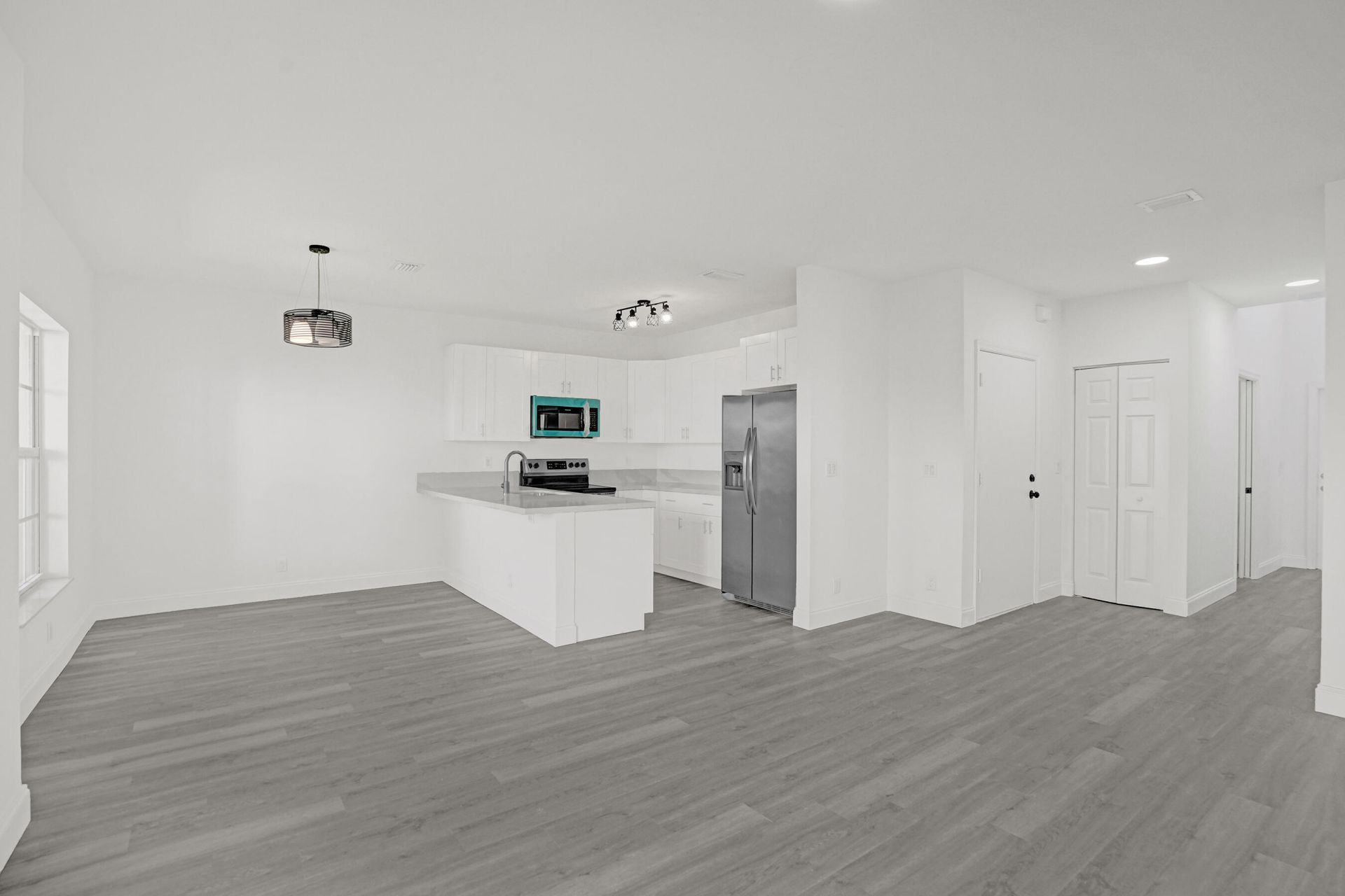 1255 NW 27th Avenue, Pompano Beach, FL 33069 Photo