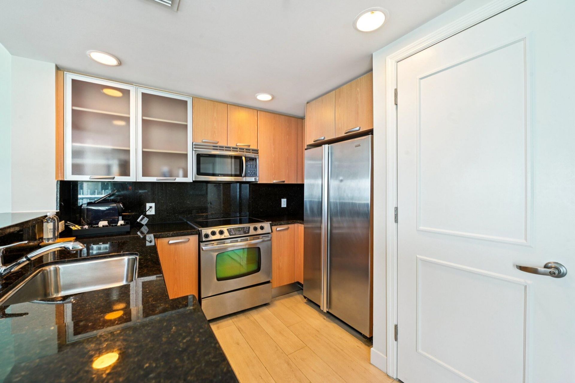 505 N Fort Lauderdale Beach Boulevard, Unit 818, Fort Lauderdale, FL 33304 Photo