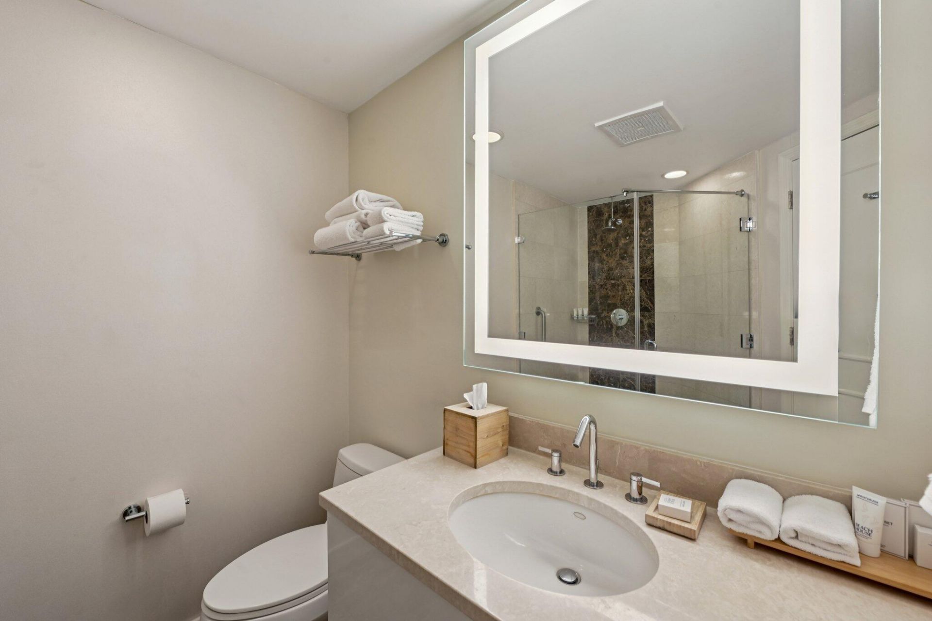 505 N Fort Lauderdale Beach Boulevard, Unit 818, Fort Lauderdale, FL 33304 Photo