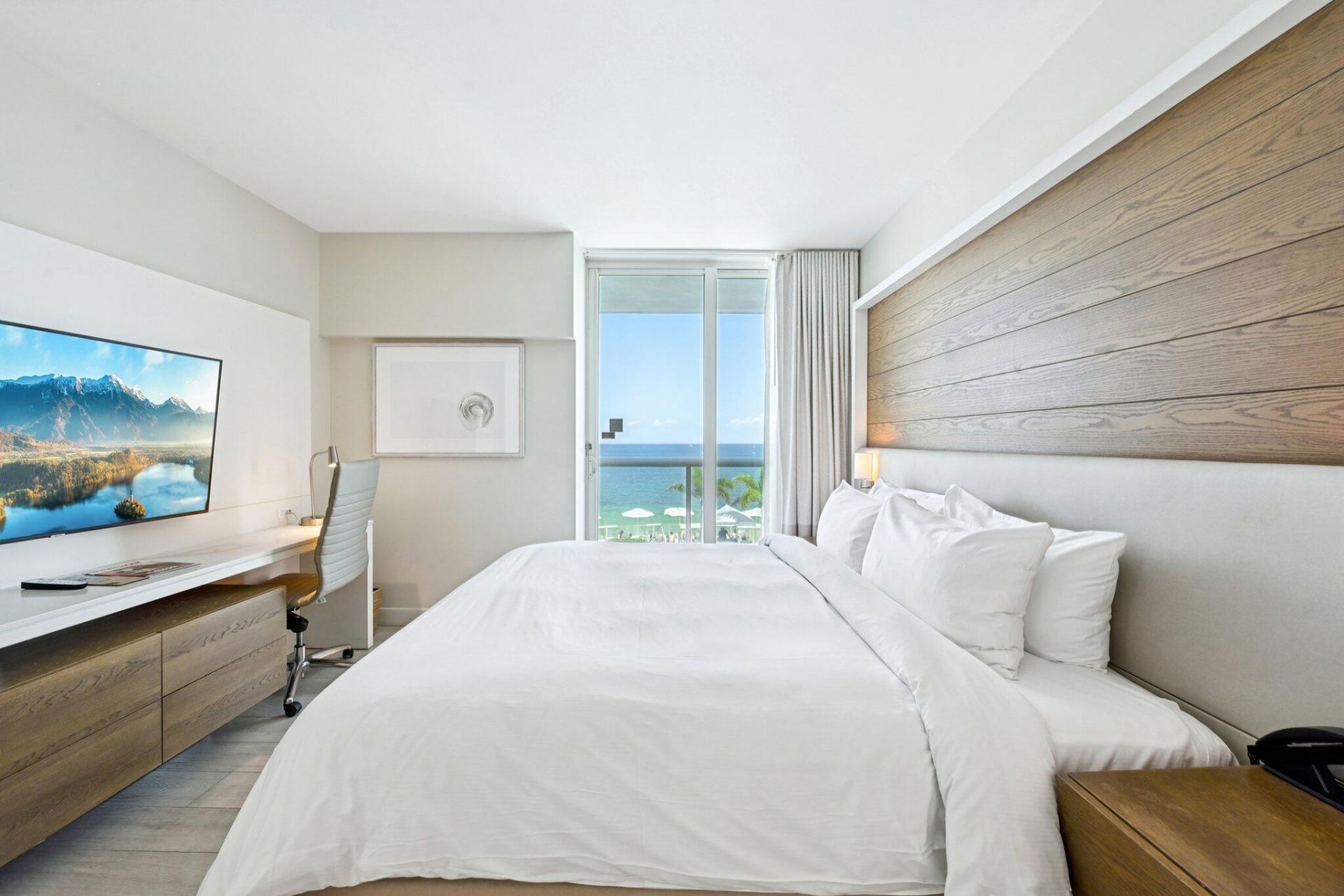 505 N Fort Lauderdale Beach Boulevard, Unit 818, Fort Lauderdale, FL 33304 Photo