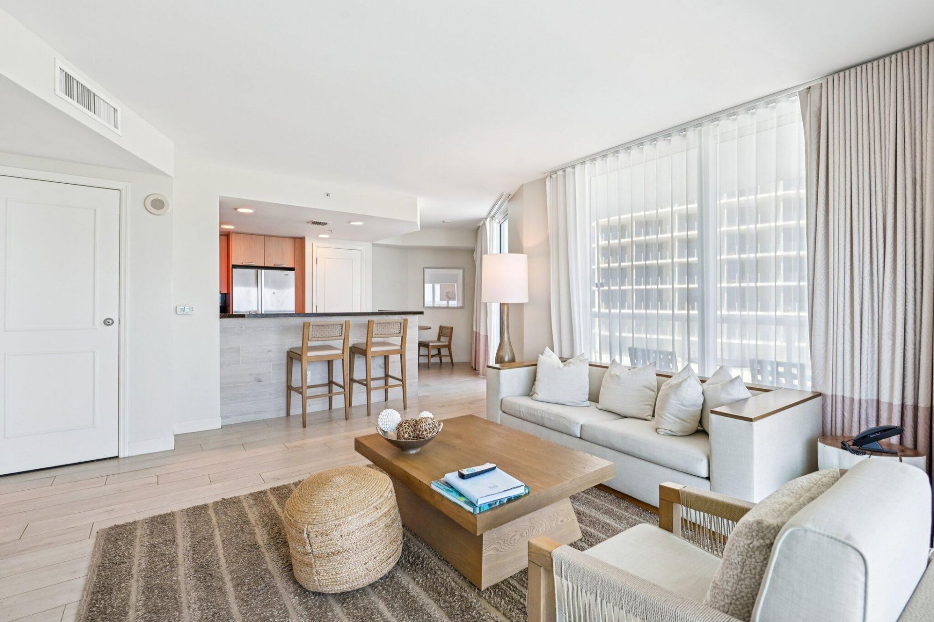 505 N Fort Lauderdale Beach Boulevard, Unit 818, Fort Lauderdale, FL 33304 Photo