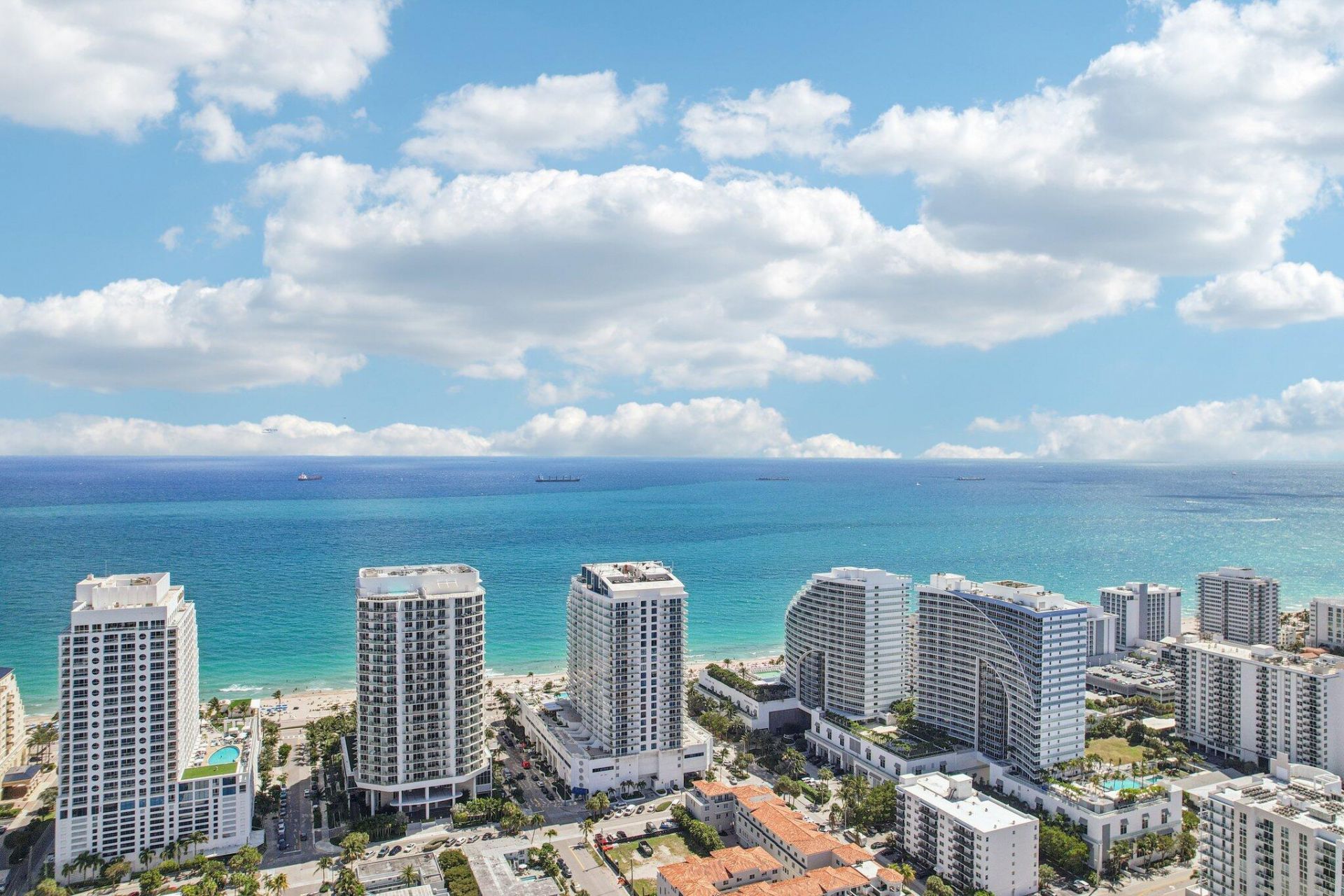 505 N Fort Lauderdale Beach Boulevard, Unit 818, Fort Lauderdale, FL 33304 Photo