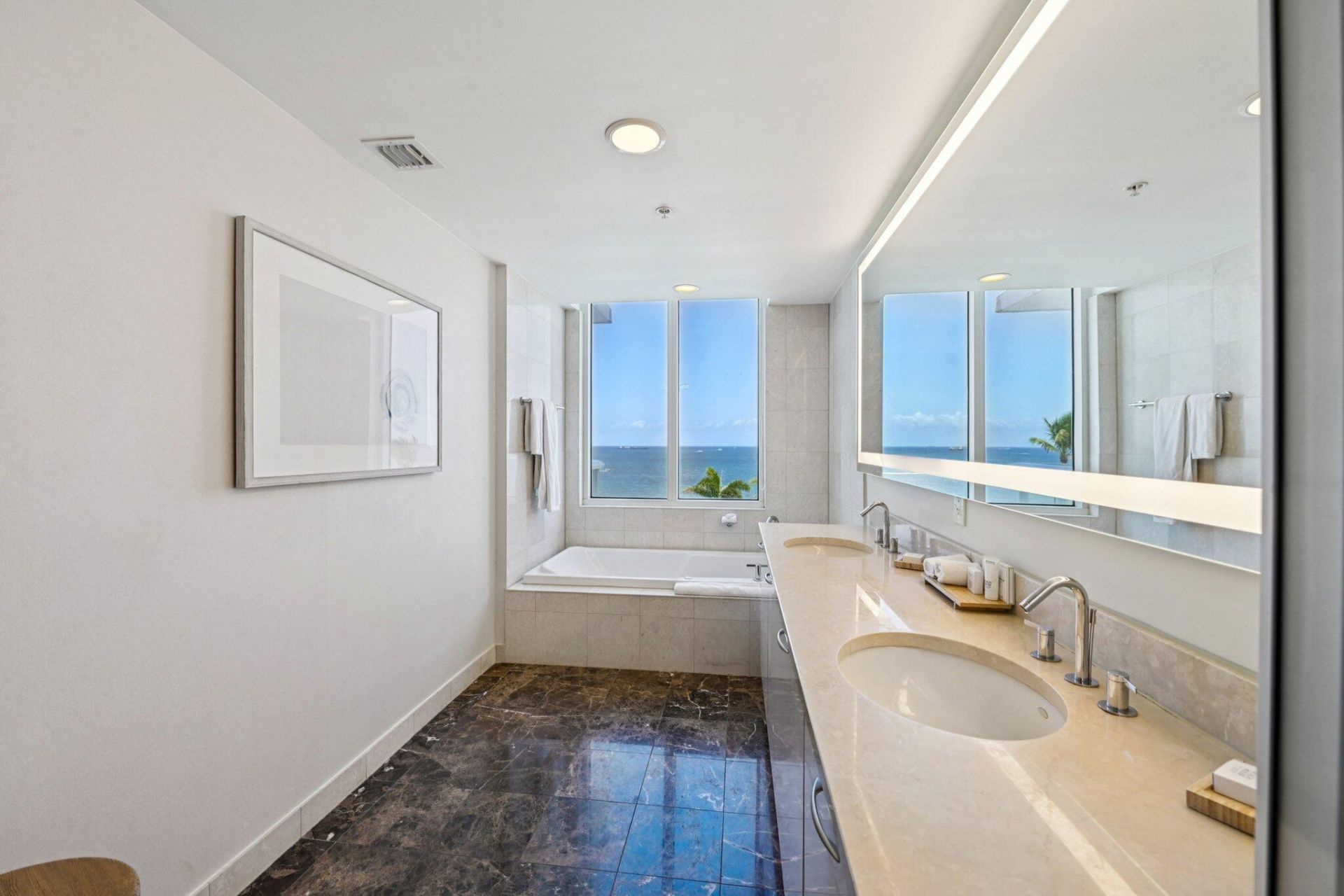 505 N Fort Lauderdale Beach Boulevard, Unit 818, Fort Lauderdale, FL 33304 Photo