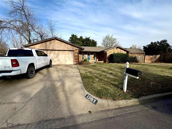 1707 S Reno Avenue, El Reno, OK 73036