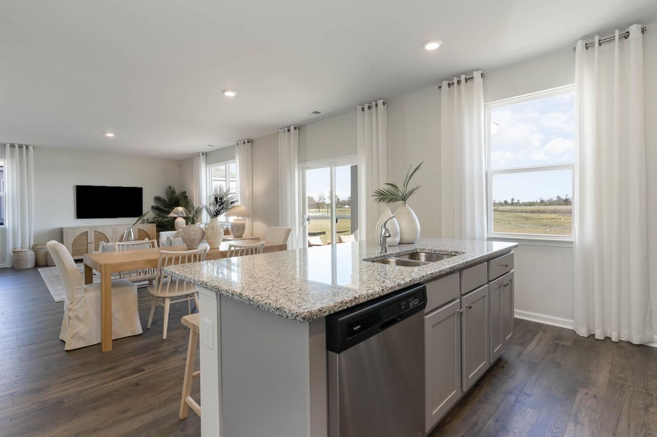 208 Summer Duck Pl. Photo 9