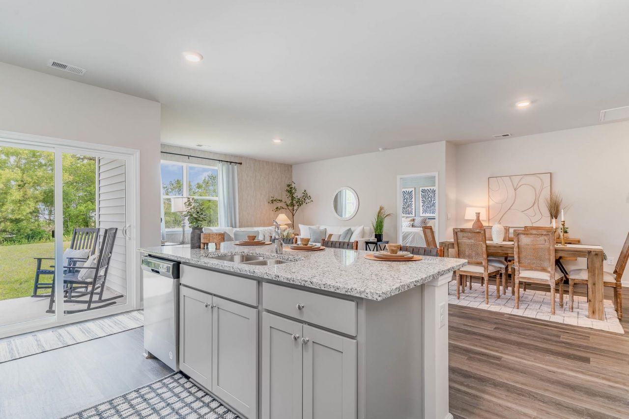 405 Bearskin Ct. Photo 8