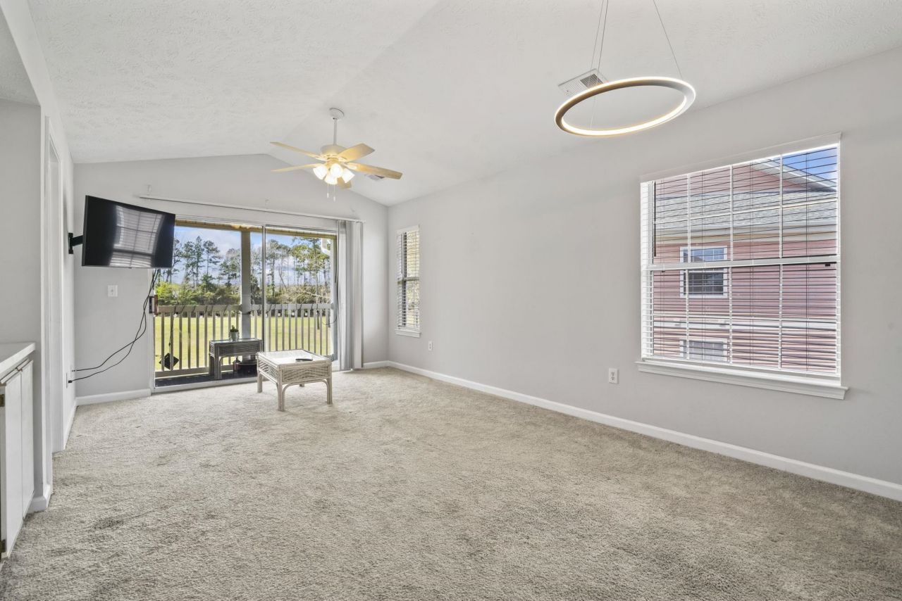 602 Waterway Village Blvd Photo 11