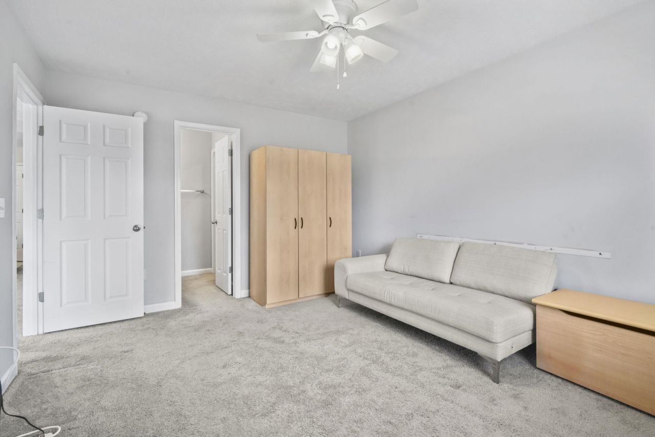 602 Waterway Village Blvd  Photo 16