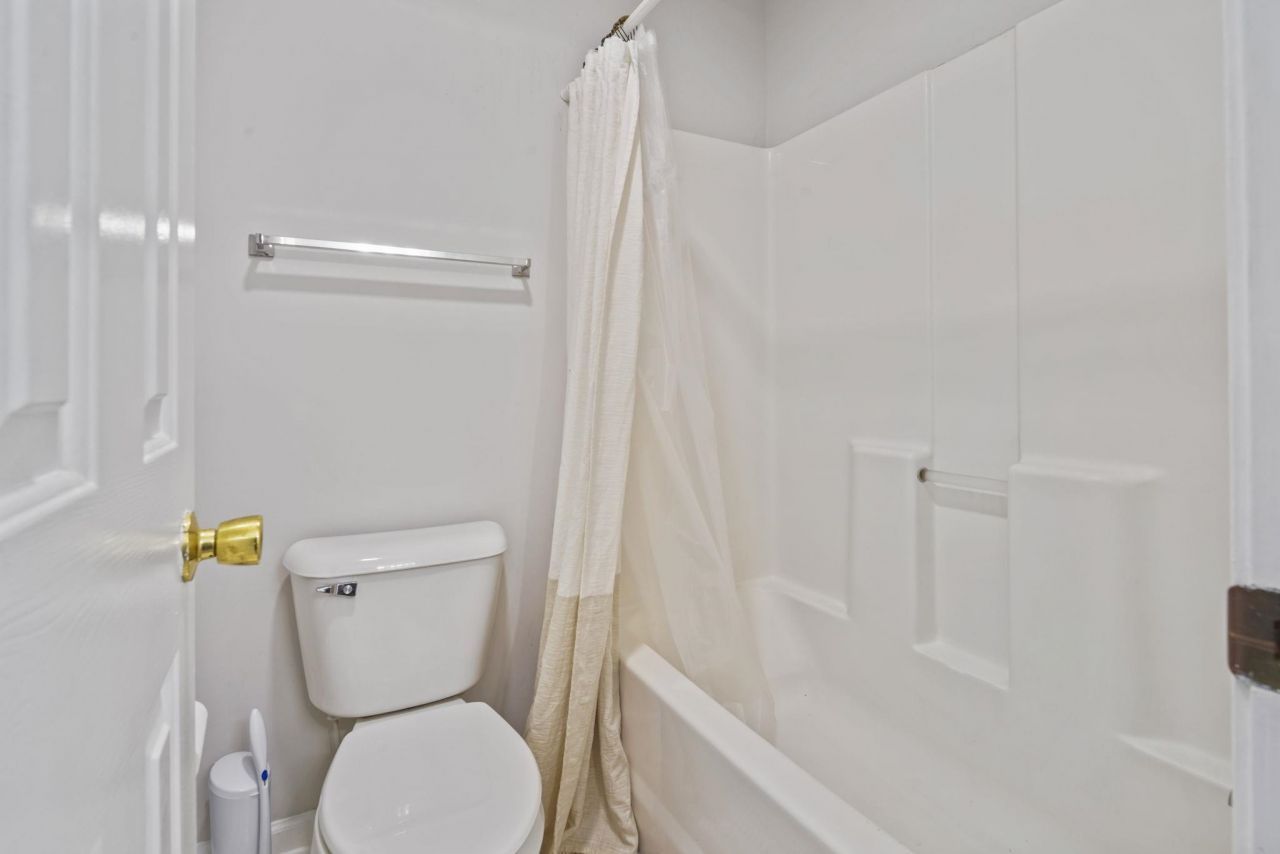 602 Waterway Village Blvd  Photo 18