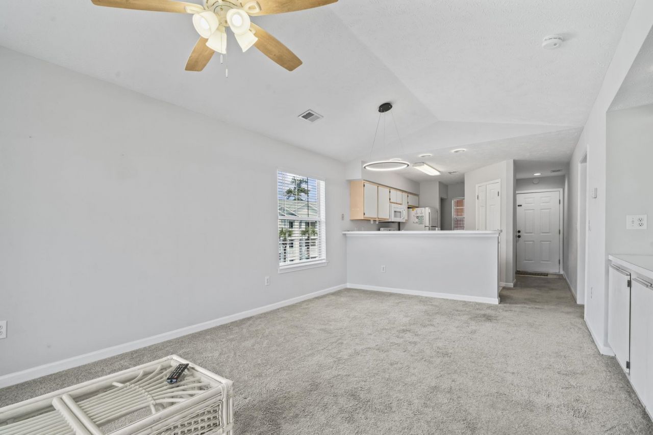 602 Waterway Village Blvd Photo 21