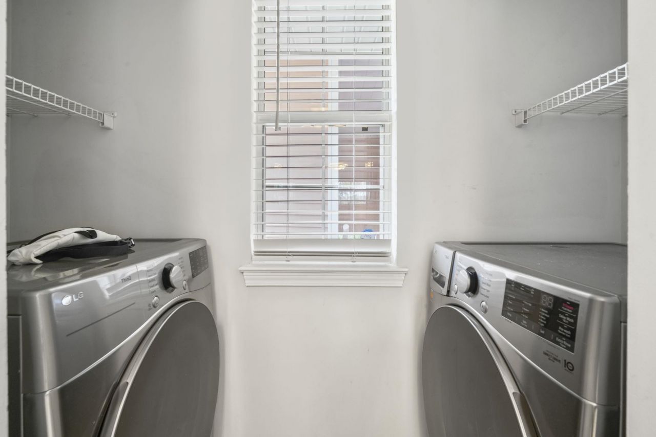 602 Waterway Village Blvd Photo 4