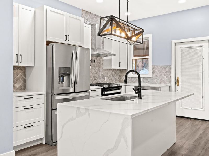 640 Neil Avenue , Columbus, OH 43215 Photo 20