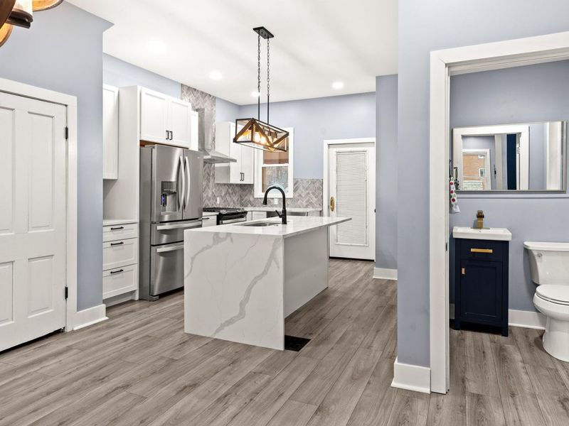 640 Neil Avenue , Columbus, OH 43215 Photo 21