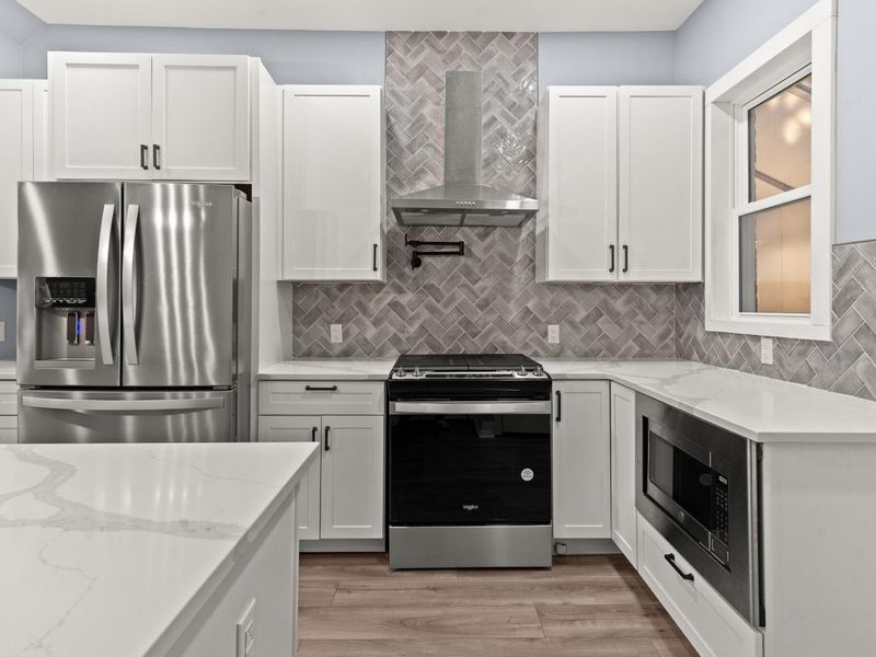 640 Neil Avenue , Columbus, OH 43215 Photo 24