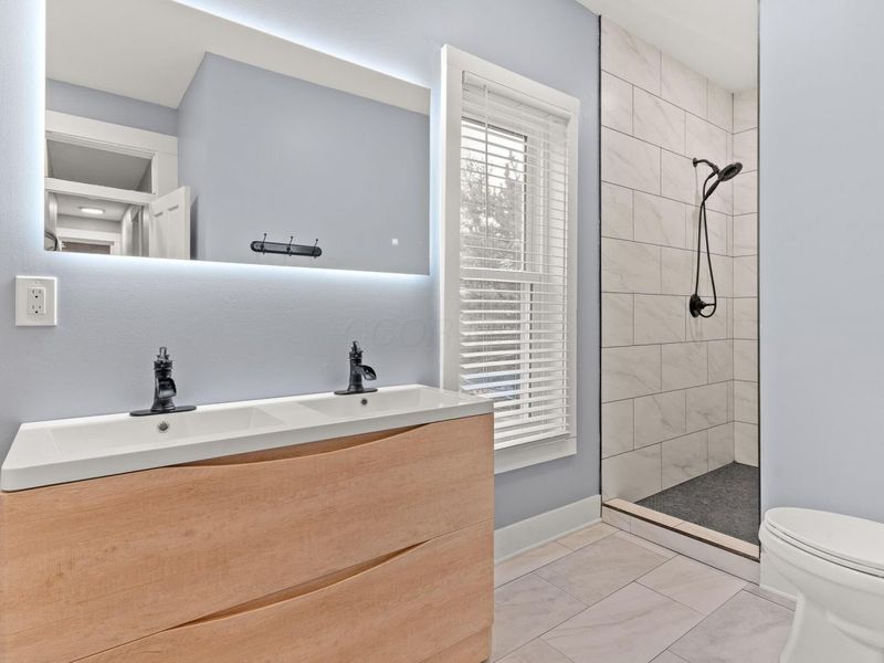 640 Neil Avenue , Columbus, OH 43215 Photo 32