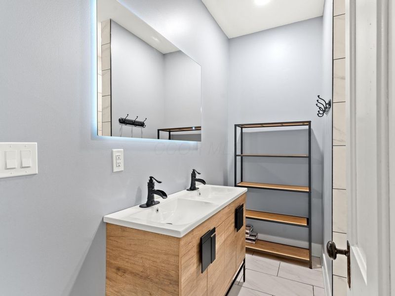 640 Neil Avenue , Columbus, OH 43215 Photo 38