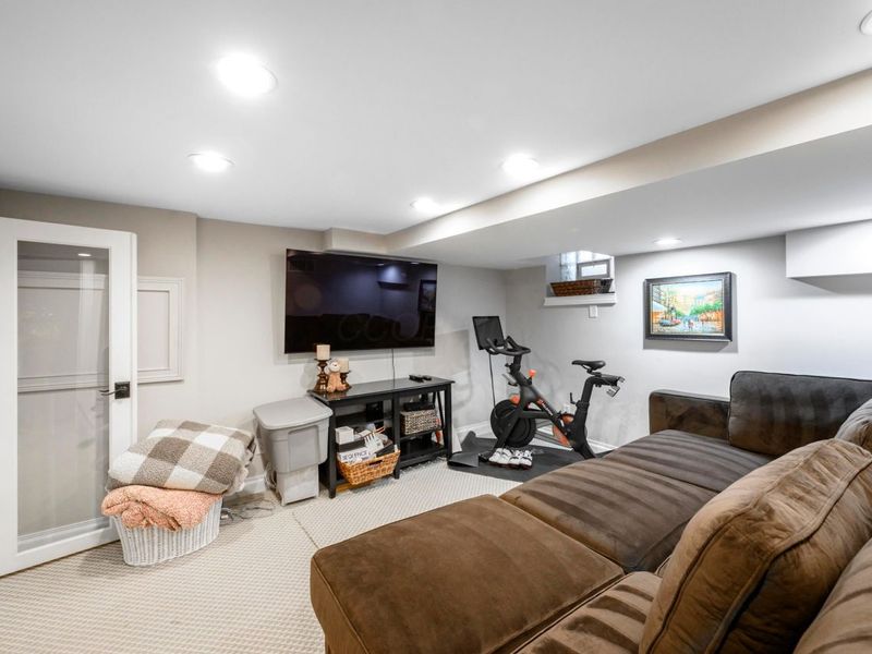 1865 Collingswood Road, Columbus, OH 43221 Photo 25