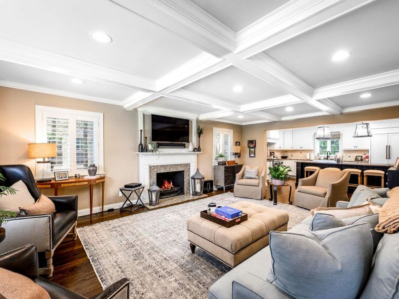 1865 Collingswood Road, Columbus, OH 43221 Photo 3