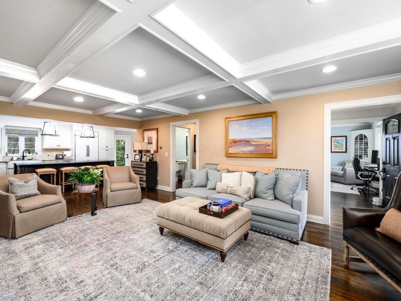 1865 Collingswood Road, Columbus, OH 43221 Photo 4