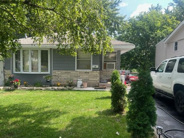 1916 Gettysburg Avenue N, Golden Valley, MN 55427