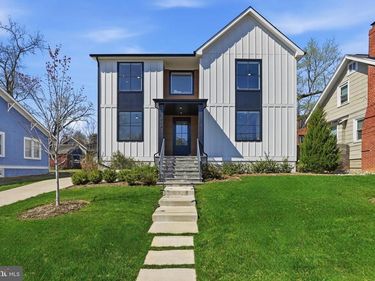 412 N CLEVELAND STREET, ARLINGTON, VA 22201