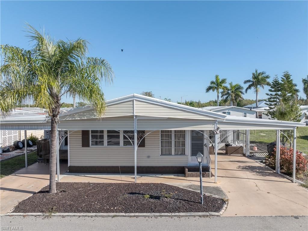 3373 Rainbow Ln, North Fort Myers, FL 33903 Photo