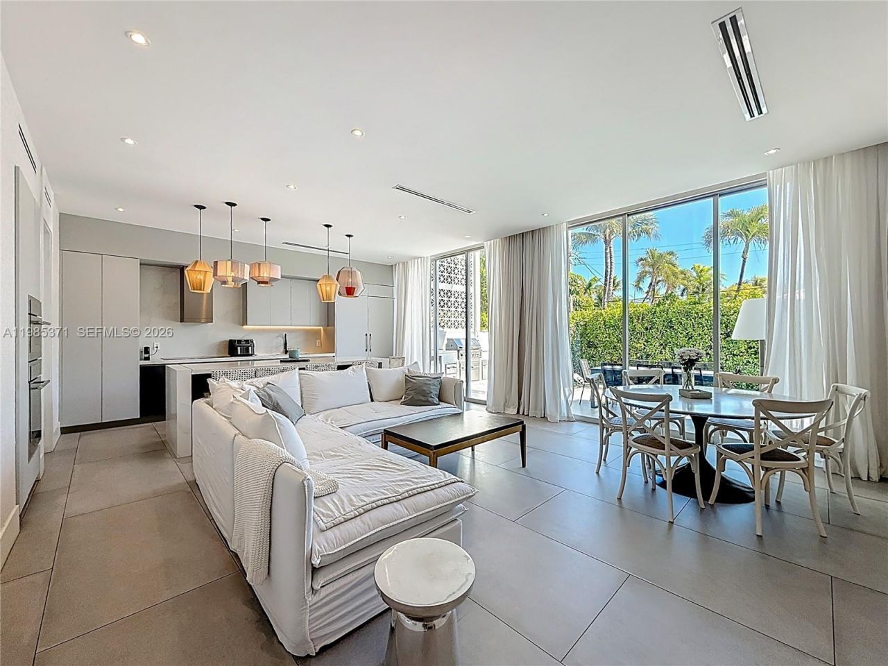 561 Warren Ln, Key Biscayne, FL 33149 Photo