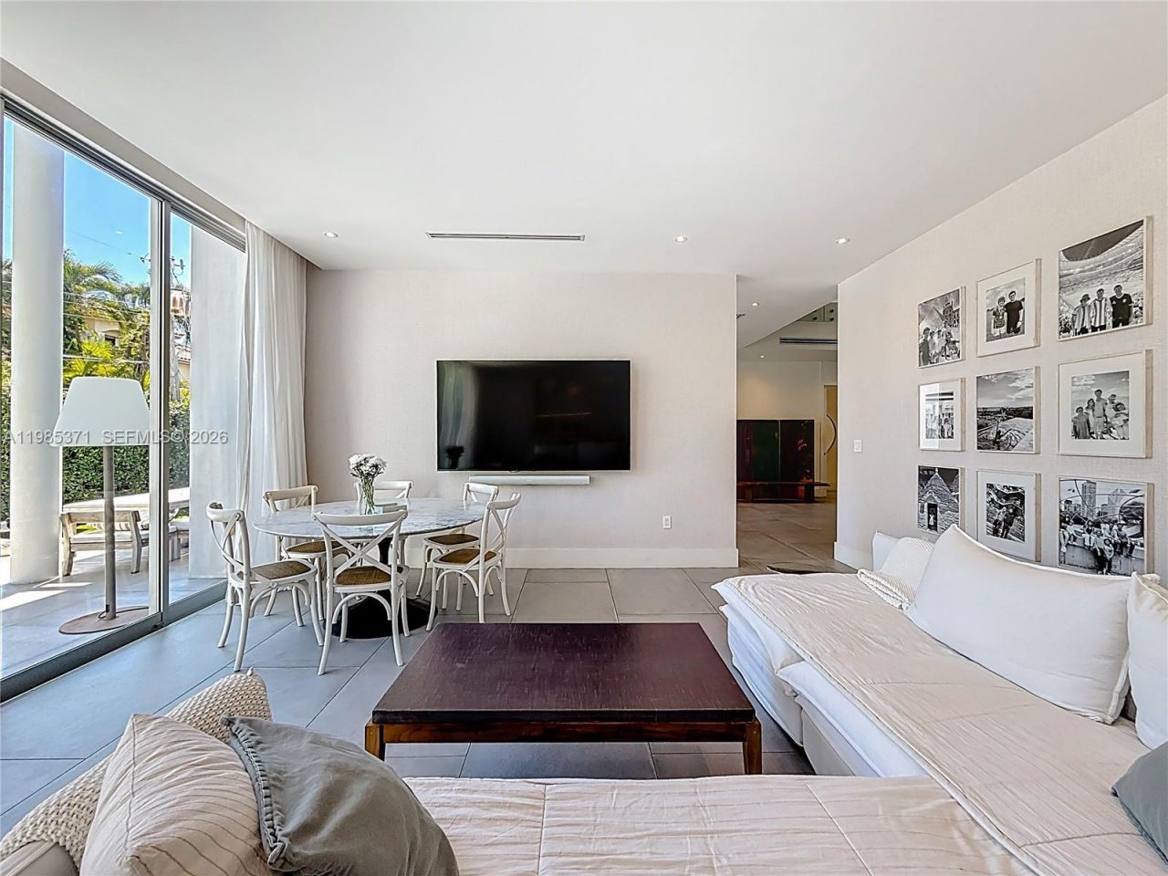 561 Warren Ln, Key Biscayne, FL 33149 Photo