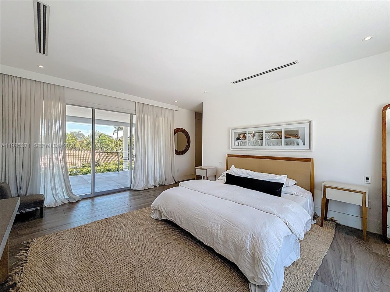 561 Warren Ln, Key Biscayne, FL 33149 Photo