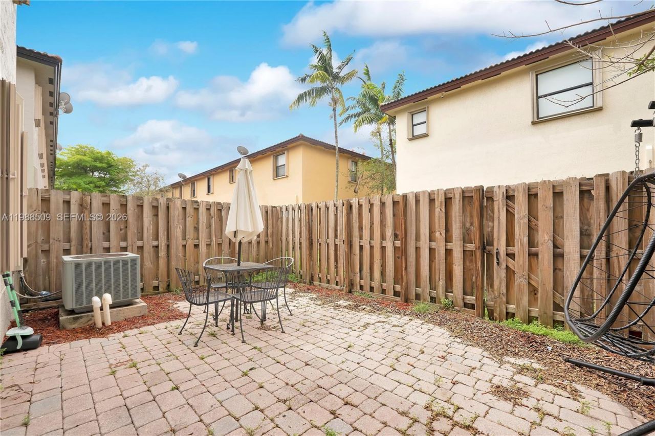 23484 SW 112th Ct , Homestead, FL 33032 Photo