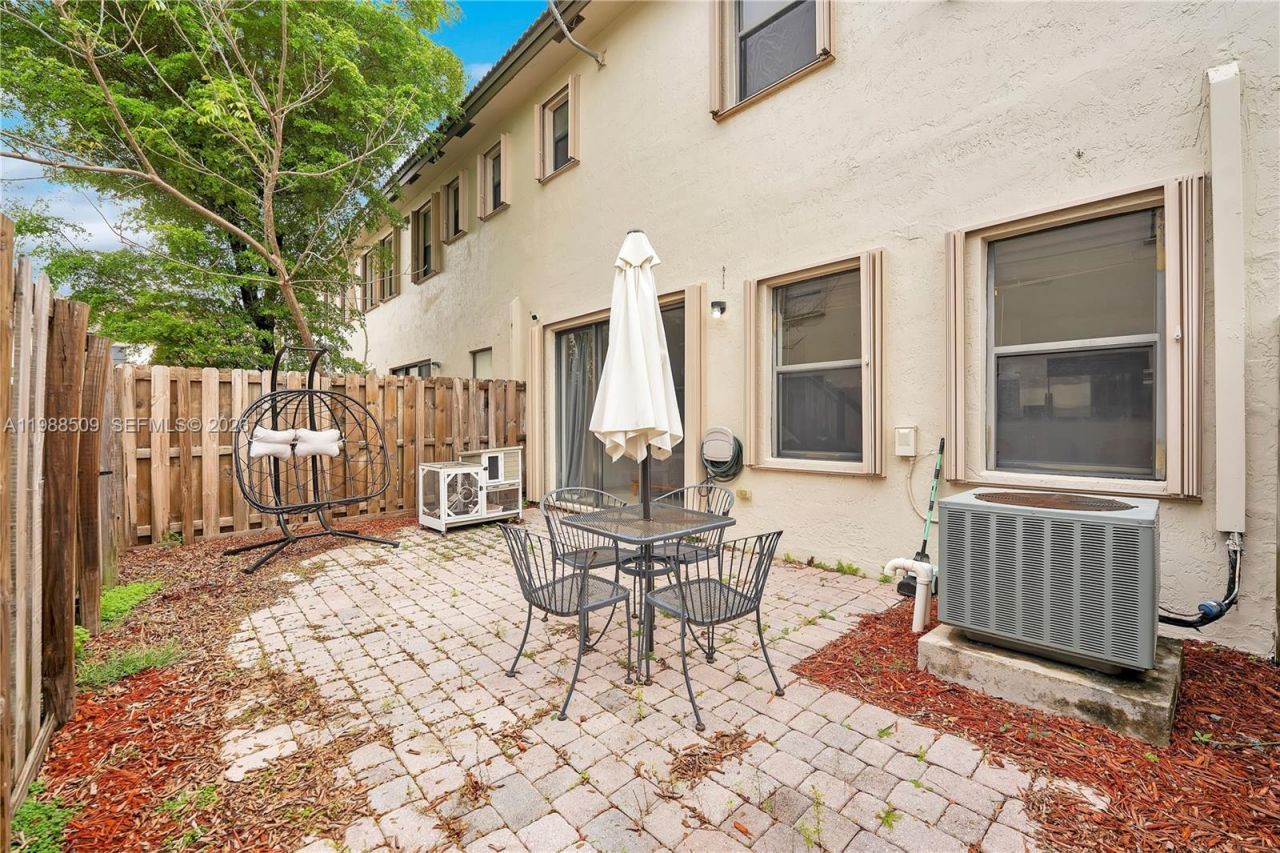 23484 SW 112th Ct , Homestead, FL 33032 Photo