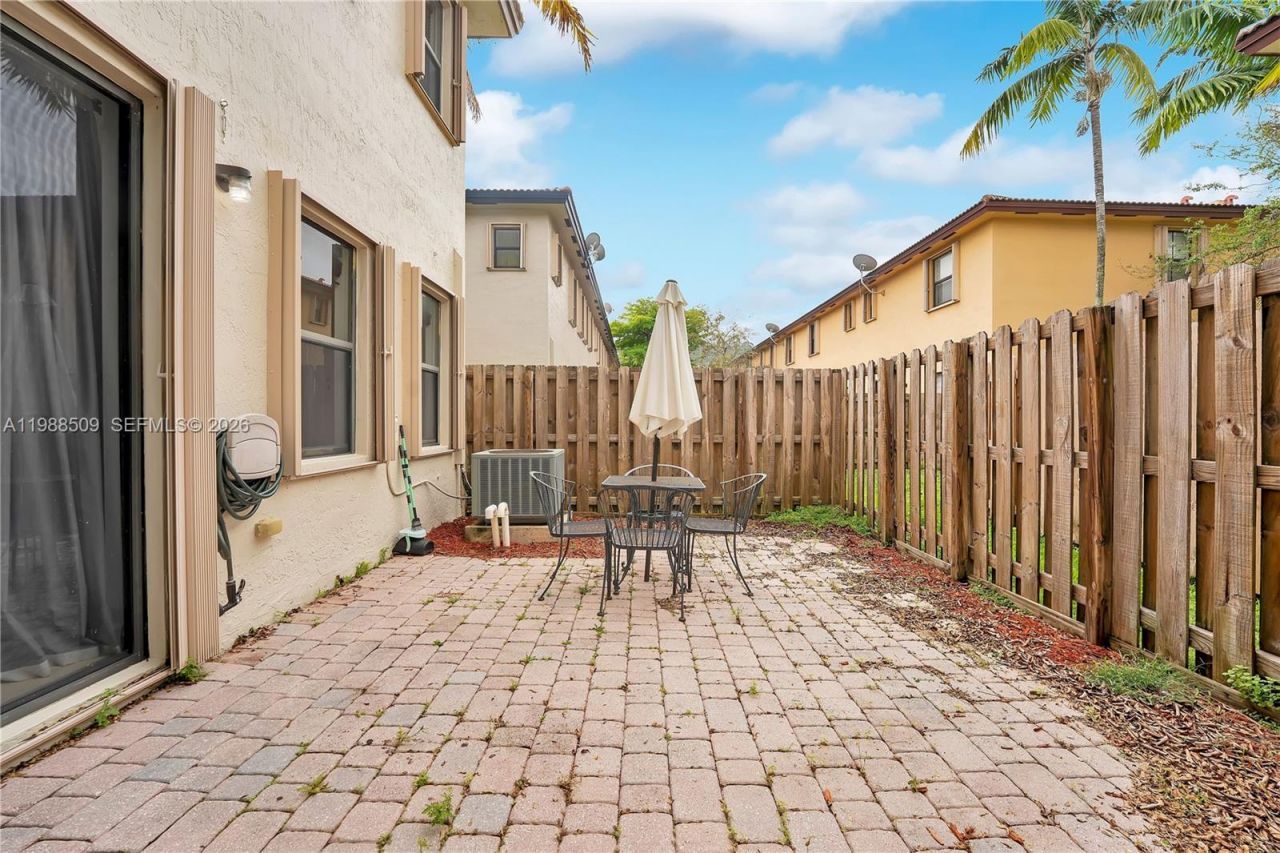 23484 SW 112th Ct , Homestead, FL 33032 Photo