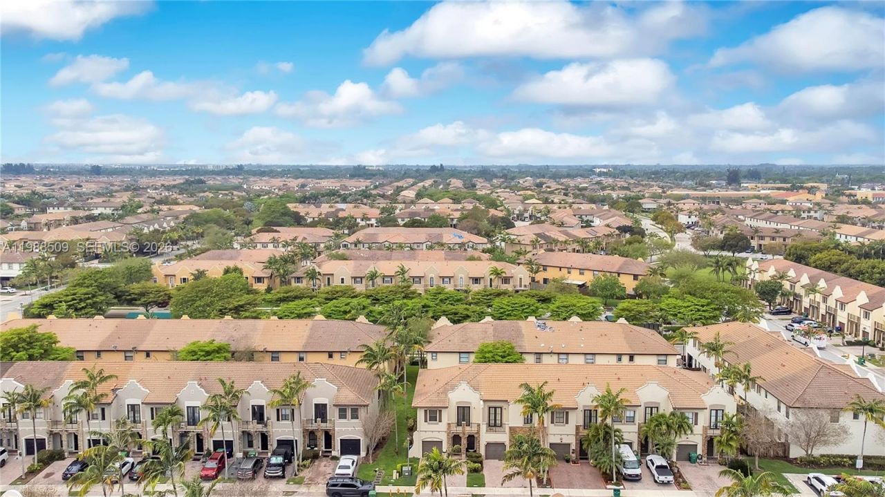 23484 SW 112th Ct , Homestead, FL 33032 Photo