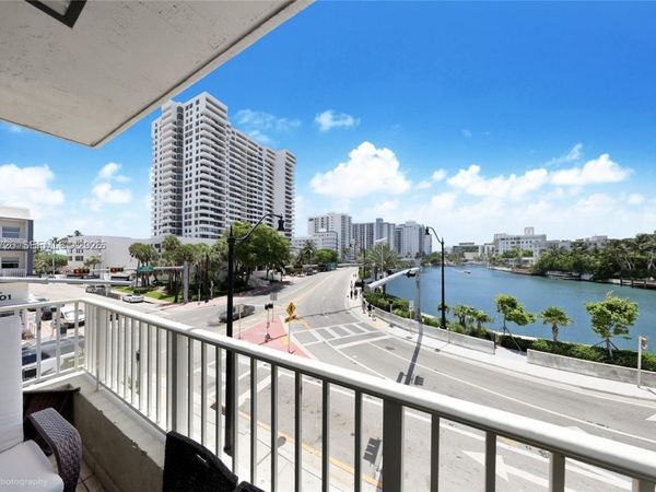 2600 Collins Ave , Unit 307, Miami Beach, FL 33140