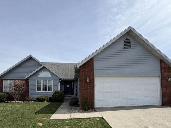 1911 Willow Bay Drive, Defiance, OH 43512