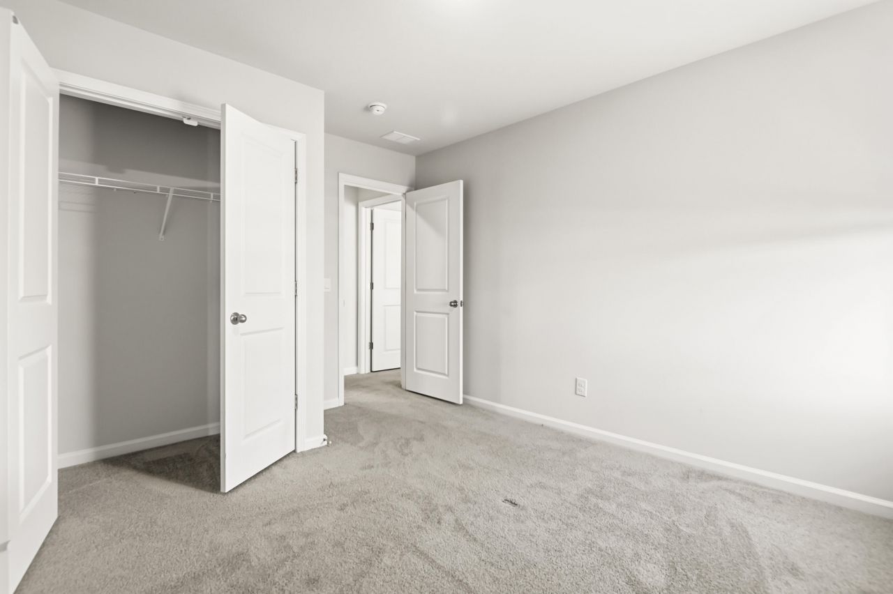 806 Lilyford Lane Photo 14