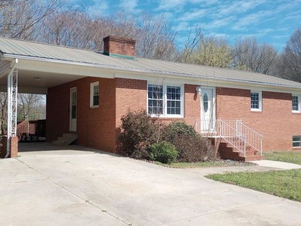 519 Kime Avenue , Liberty, NC 27298