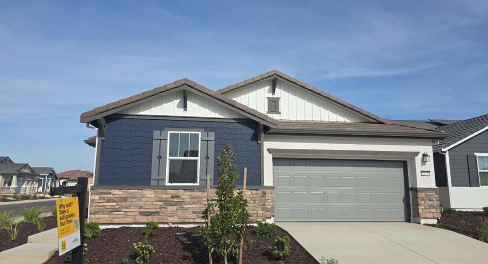 10327 Dal Ct, Elk Grove, CA 95757 Photo