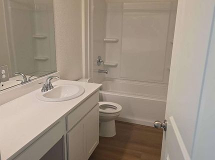 10327 Dal Ct, Elk Grove, CA 95757 Photo