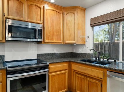 7349 Widener Way, Sacramento, CA 95842 Photo