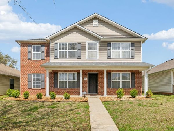 3728 Blaze Dr, Murfreesboro, TN 37128